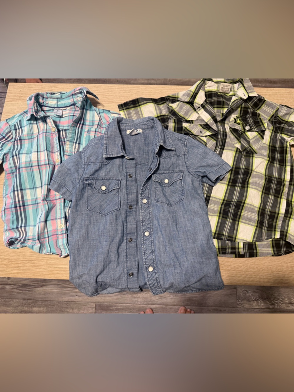 Carter's Plaid Short Sleeve Button-Up Shirt in Aqua and Pink 5t boys summer